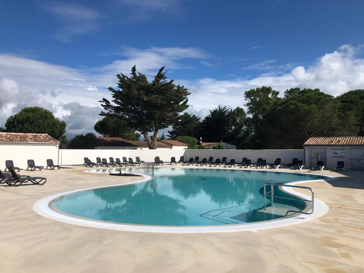 Le Bois-Plage-en-Ré Camping Le Suroit מראה חיצוני תמונה