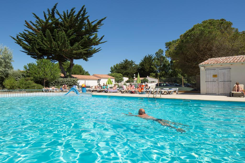 Le Bois-Plage-en-Ré Camping Le Suroit מראה חיצוני תמונה